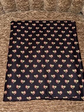 1970s Vintage Fabric Floral Calico Red Rose Buds 1 Yard & Fabric Scraps